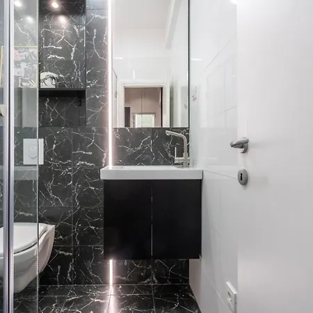Victory 71 Center Apartment